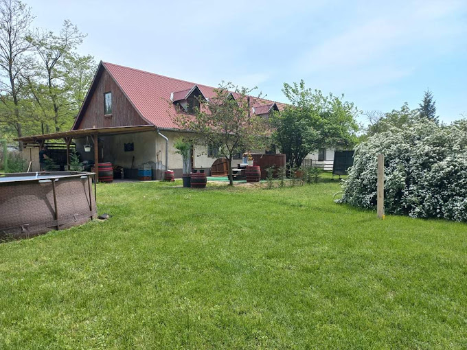 BORÓKA HÁZ<br><small>⚲ Soltvadkert</small>