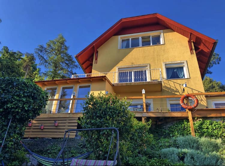 VILLA BOROSTYÁN⚲ Tihany