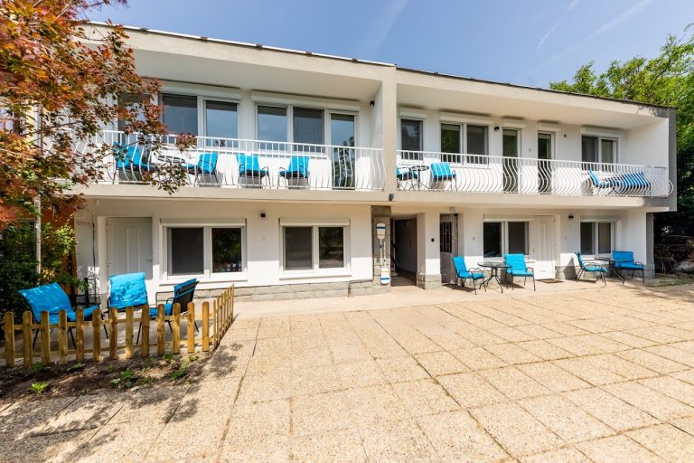 BALATON WAVE APARTMANOK⚲ Balatonalmádi